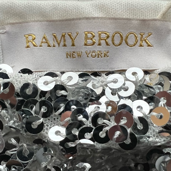 🔥NEW Rare Asymmetrical Sequin Mini Strappy Chrome Metallic Silver Dress | Size 4 - Picture 8 of 15